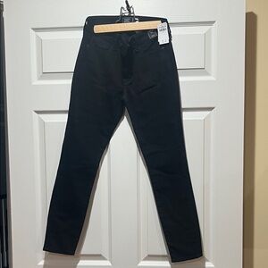 NWT Women’s Abercrombie & Fitch size 25/0 Black Harper Low Rise Ankle Jeans